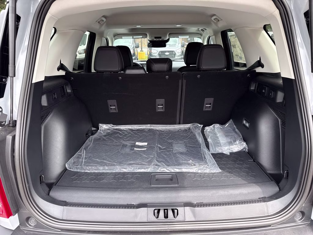 2026 Space White Metallic Ford Bronco Sport Outer Banks 4X4 SUV