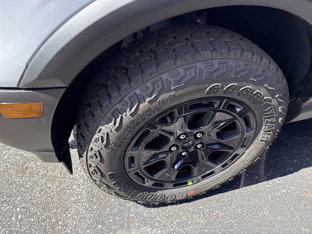 2026 Space White Metallic Ford Bronco Sport Outer Banks 4X4 SUV