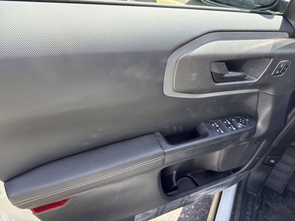 2026 Space White Metallic Ford Bronco Sport Outer Banks 4X4 SUV