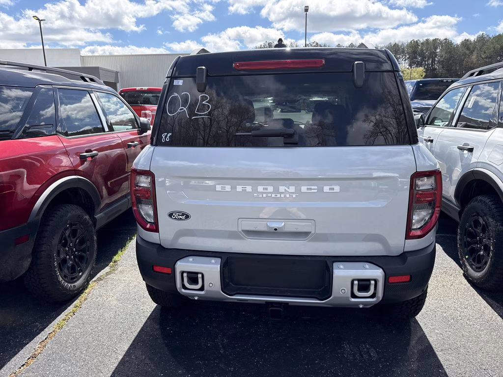 2026 Space White Metallic Ford Bronco Sport Outer Banks 4X4 SUV