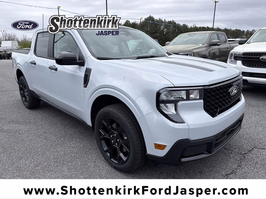 2026 White Ford Maverick XLT AWD Truck