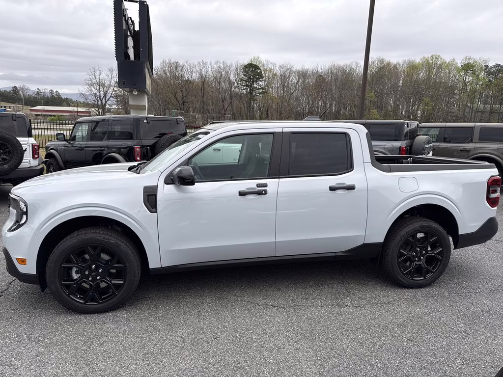2026 White Ford Maverick XLT AWD Truck