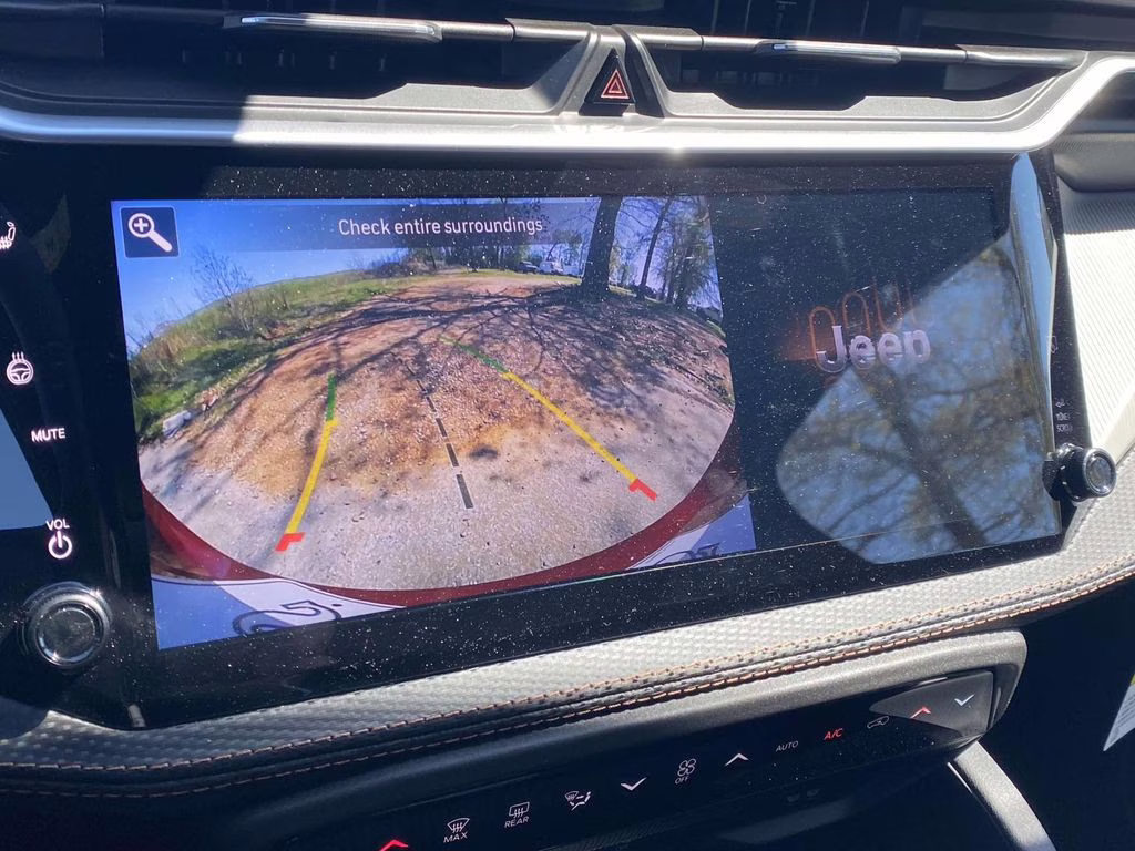 2026 Red Hot Pearlcoat Jeep Cherokee Limited 4X4 SUV