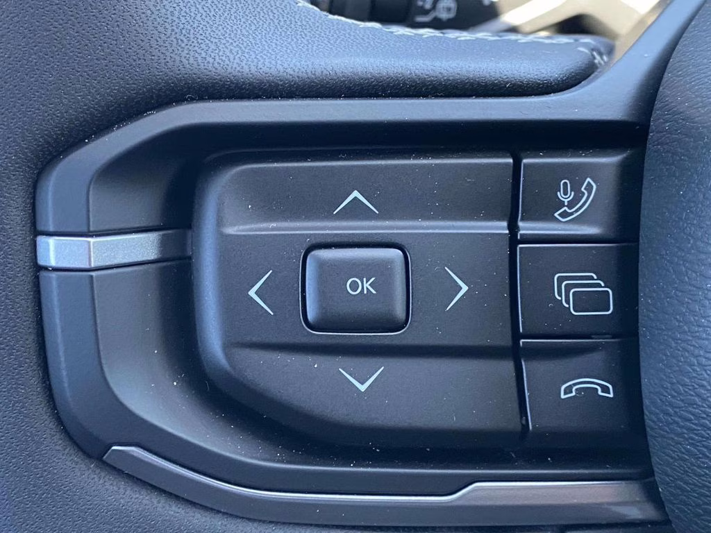 2026 Red Hot Pearlcoat Jeep Cherokee Limited 4X4 SUV