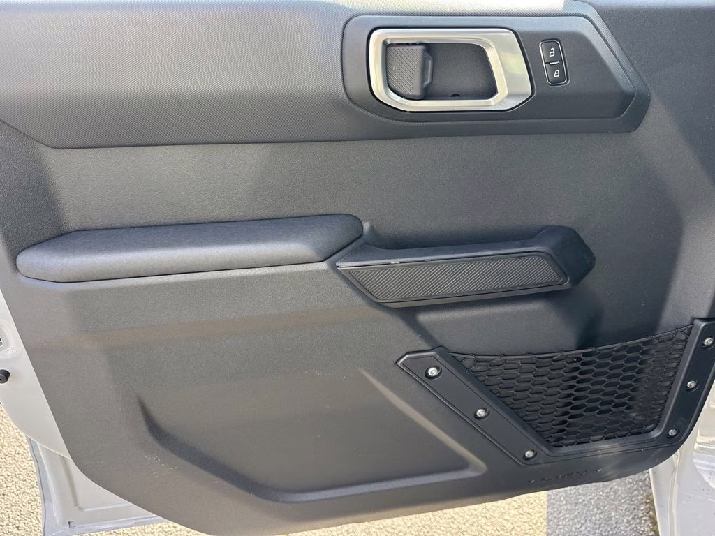 2026 Avalanche Ford Bronco Base 4X4 SUV