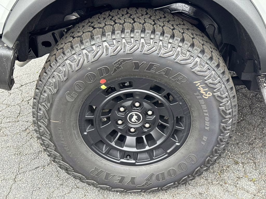 2026 Avalanche Ford Bronco Outer Banks 4X4 SUV