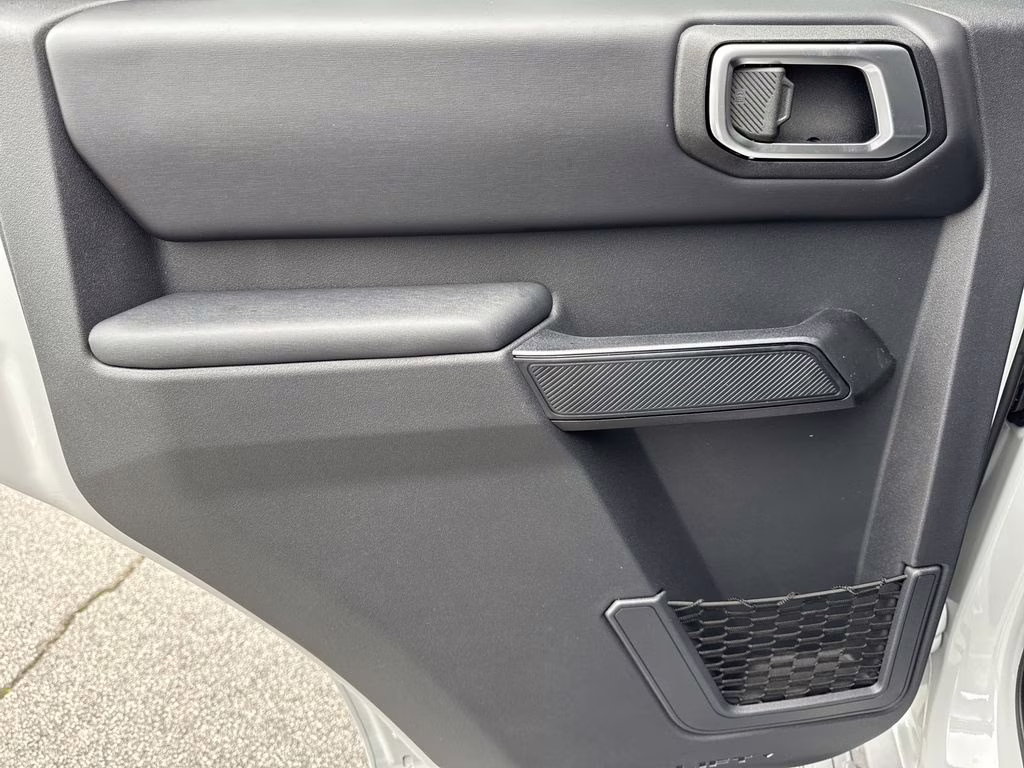 2026 Avalanche Ford Bronco Outer Banks 4X4 SUV