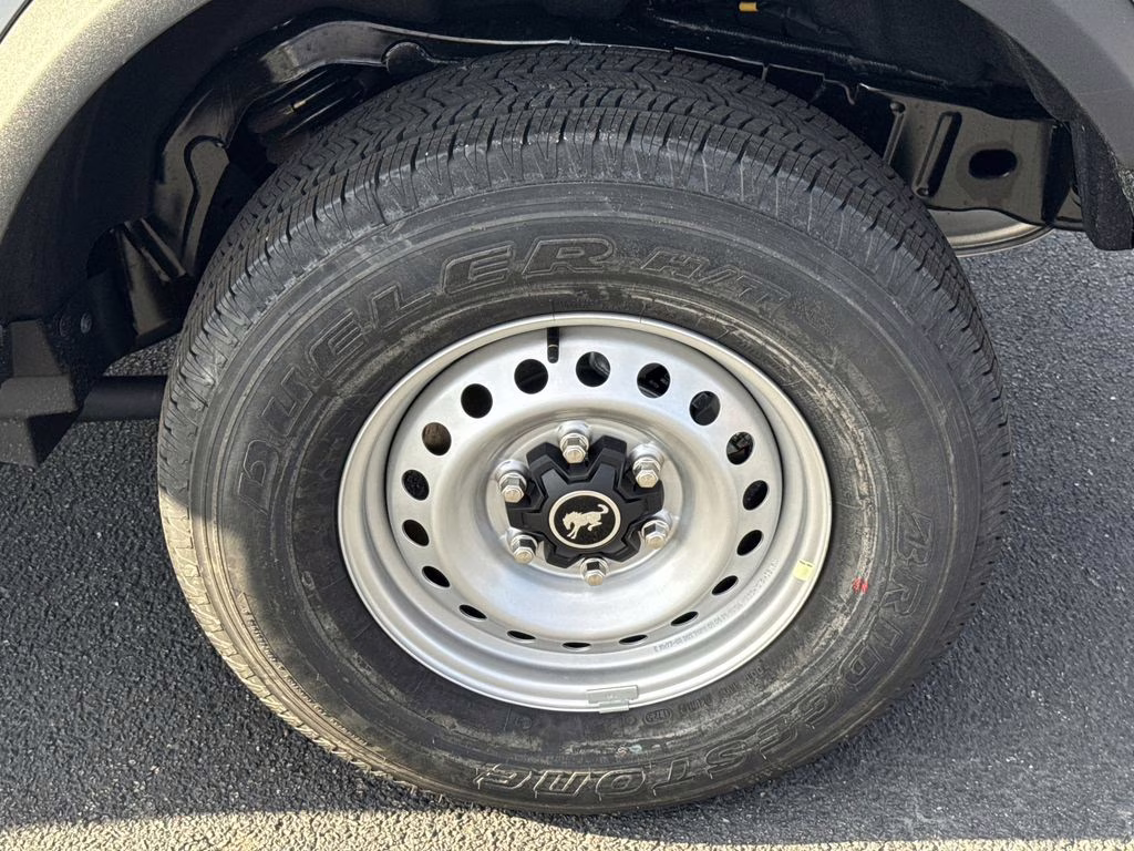 2026 Avalanche Ford Bronco Base 4X4 SUV