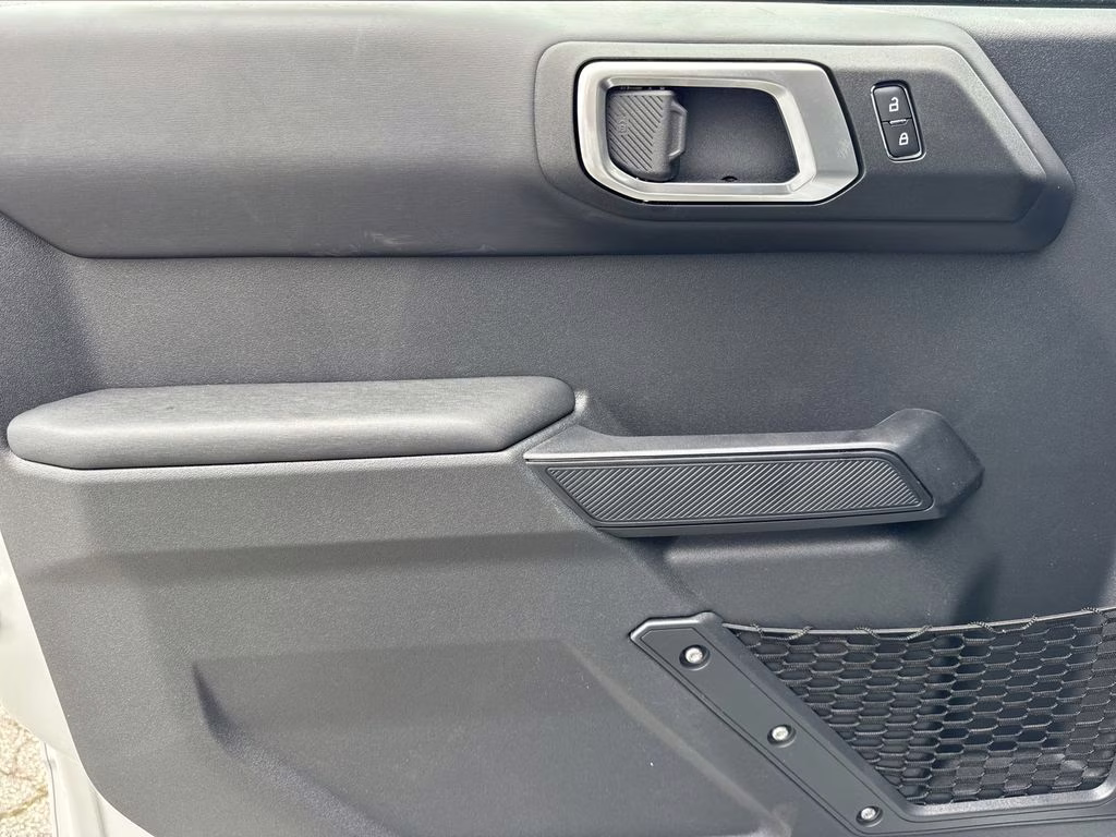 2026 Avalanche Ford Bronco Outer Banks 4X4 SUV