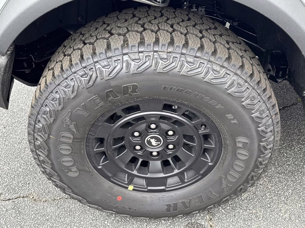 2026 Avalanche Ford Bronco Outer Banks 4X4 SUV