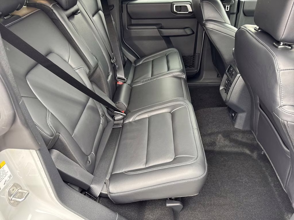 2026 Avalanche Ford Bronco Outer Banks 4X4 SUV