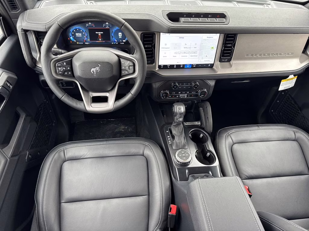 2026 Avalanche Ford Bronco Outer Banks 4X4 SUV