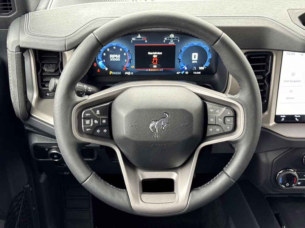 2026 Avalanche Ford Bronco Outer Banks 4X4 SUV