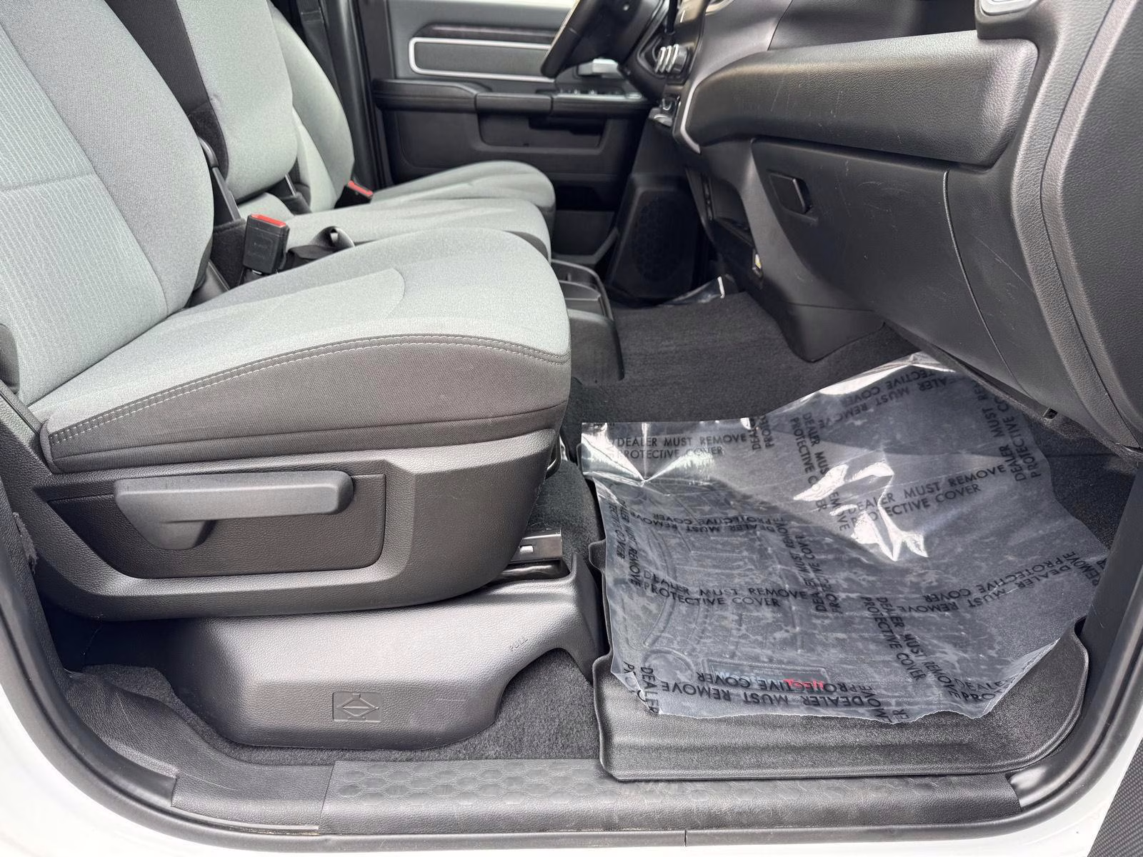 2023 Bright White Clearcoat Ram 2500 Big Horn 4X4 Truck