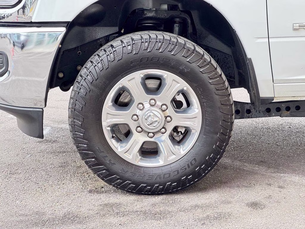 2023 Bright White Clearcoat Ram 2500 Big Horn 4X4 Truck