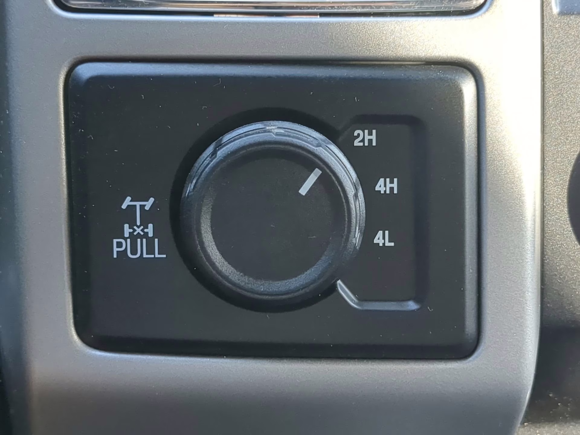 2021 Carbonized Gray Metallic Ford Super Duty F-250 SRW LARIAT Crew Cab Pickup 4X4 Truck