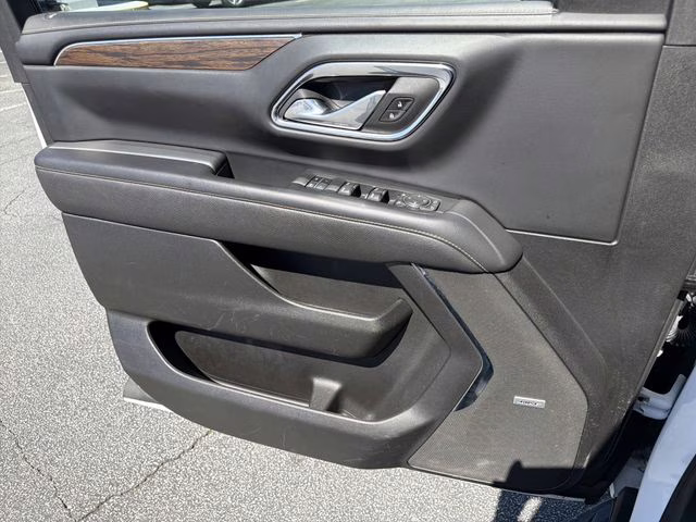 2023 Summit White Chevrolet Suburban Premier 4X4 SUV