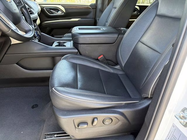 2023 Summit White Chevrolet Suburban Premier 4X4 SUV