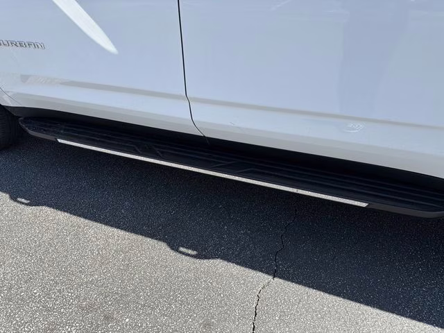 2023 Summit White Chevrolet Suburban Premier 4X4 SUV