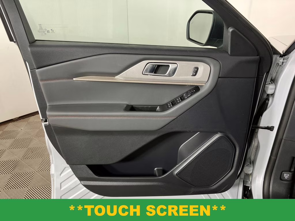 2026 Space White Metallic Ford Explorer Active RWD SUV