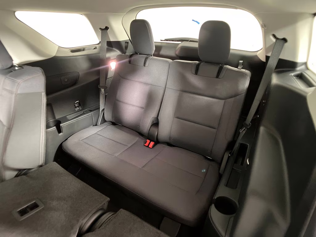 2026 Space White Metallic Ford Explorer Active RWD SUV