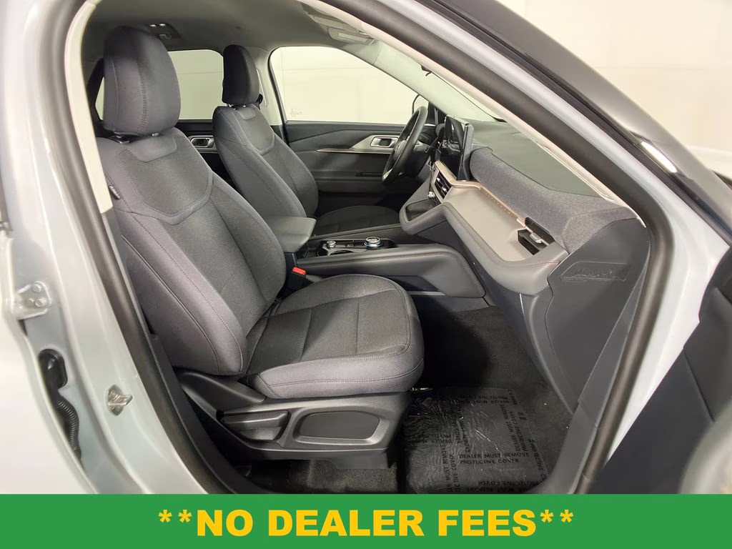 2026 Space White Metallic Ford Explorer Active RWD SUV