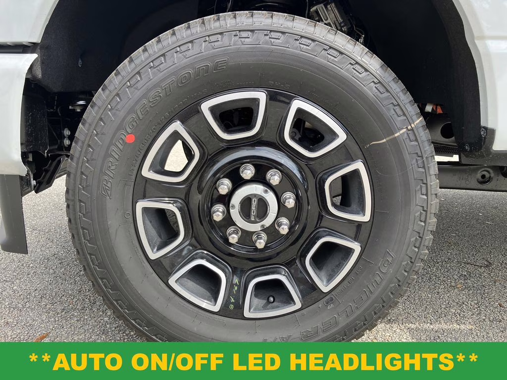 2026 Avalanche Ford Super Duty F-350 SRW Platinum 4X4 Truck