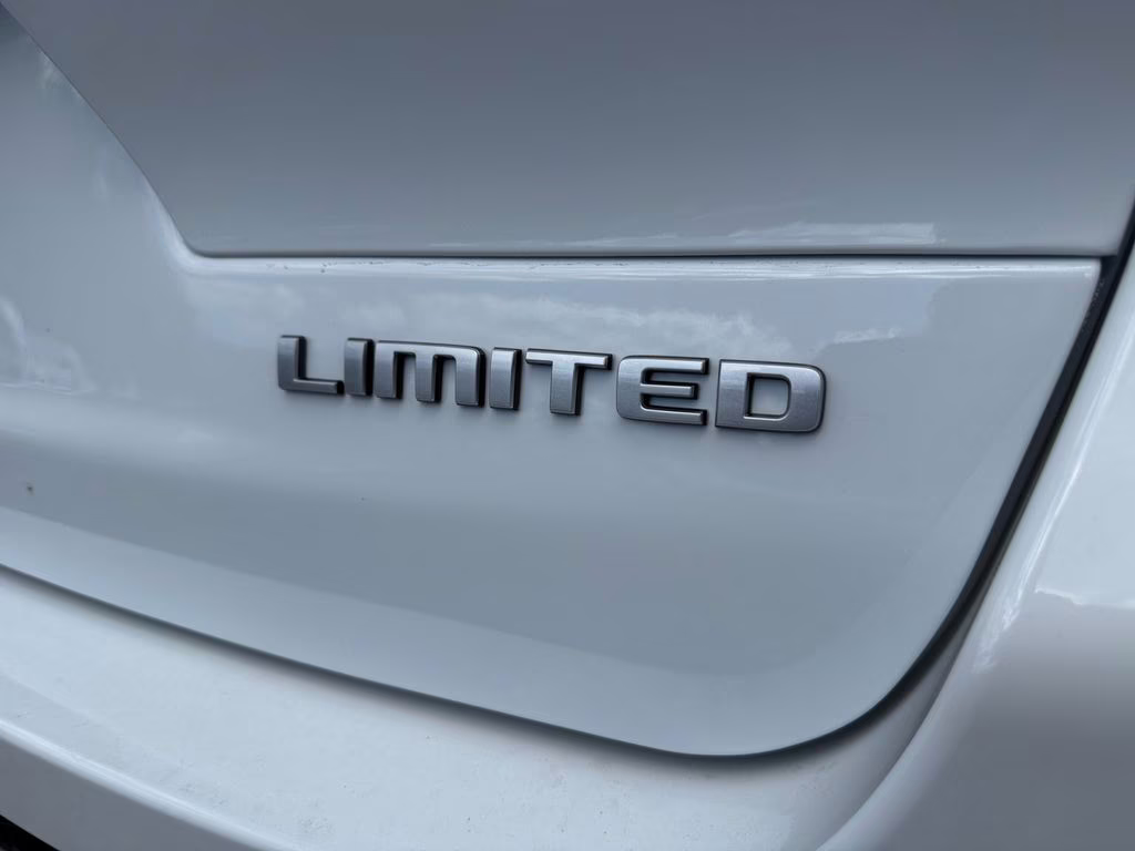 2026 Bright White Clearcoat Jeep Grand Cherokee L Limited RWD SUV