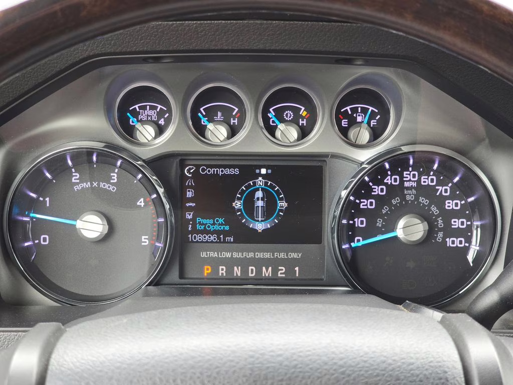 2015 Tuxedo Black Metallic Ford Super Duty F-250 SRW Lariat 4X4 Truck