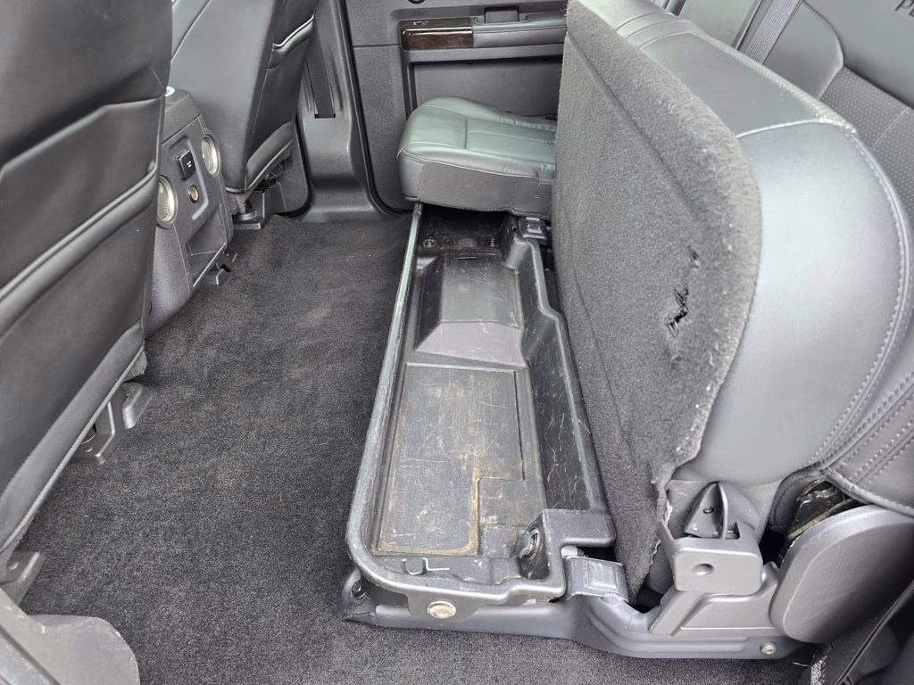 2015 Tuxedo Black Metallic Ford Super Duty F-250 SRW Lariat 4X4 Truck