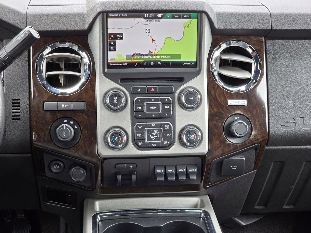 2015 Tuxedo Black Metallic Ford Super Duty F-250 SRW Lariat 4X4 Truck