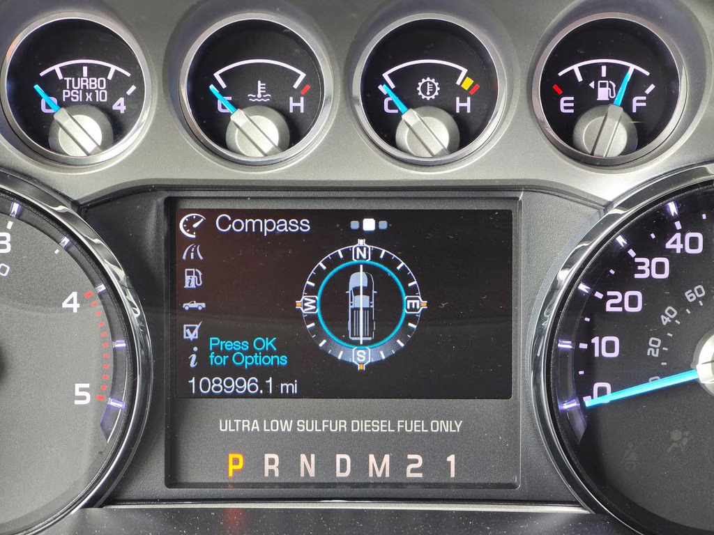 2015 Tuxedo Black Metallic Ford Super Duty F-250 SRW Lariat 4X4 Truck