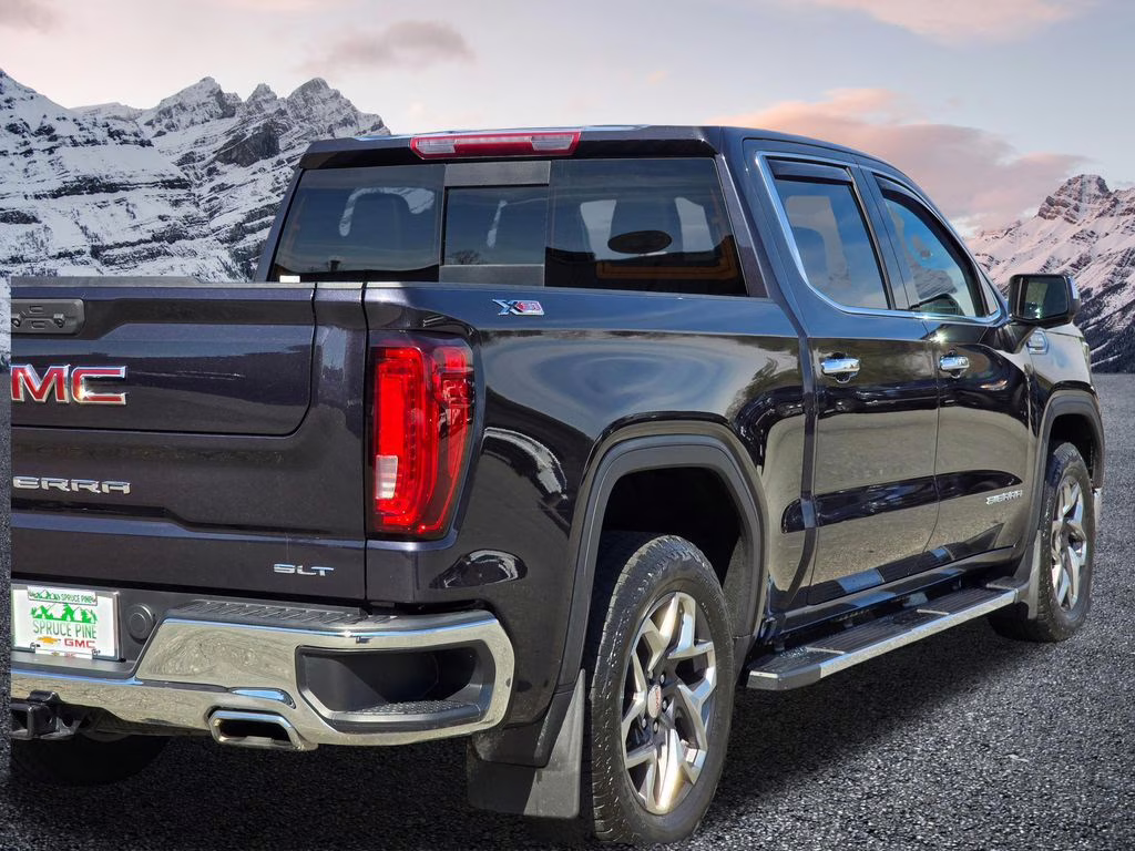 2023 Titanium Rush Metallic GMC Sierra 1500 SLT 4X4 Truck