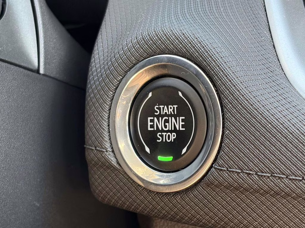 2025 Summit White Chevrolet Trailblazer 3LT LEATHER AWD AWD SUV