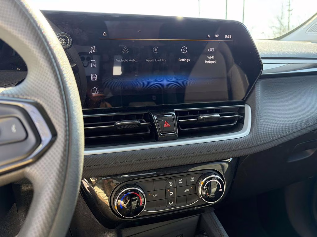 2025 Summit White Chevrolet Trailblazer LT AWD SUV