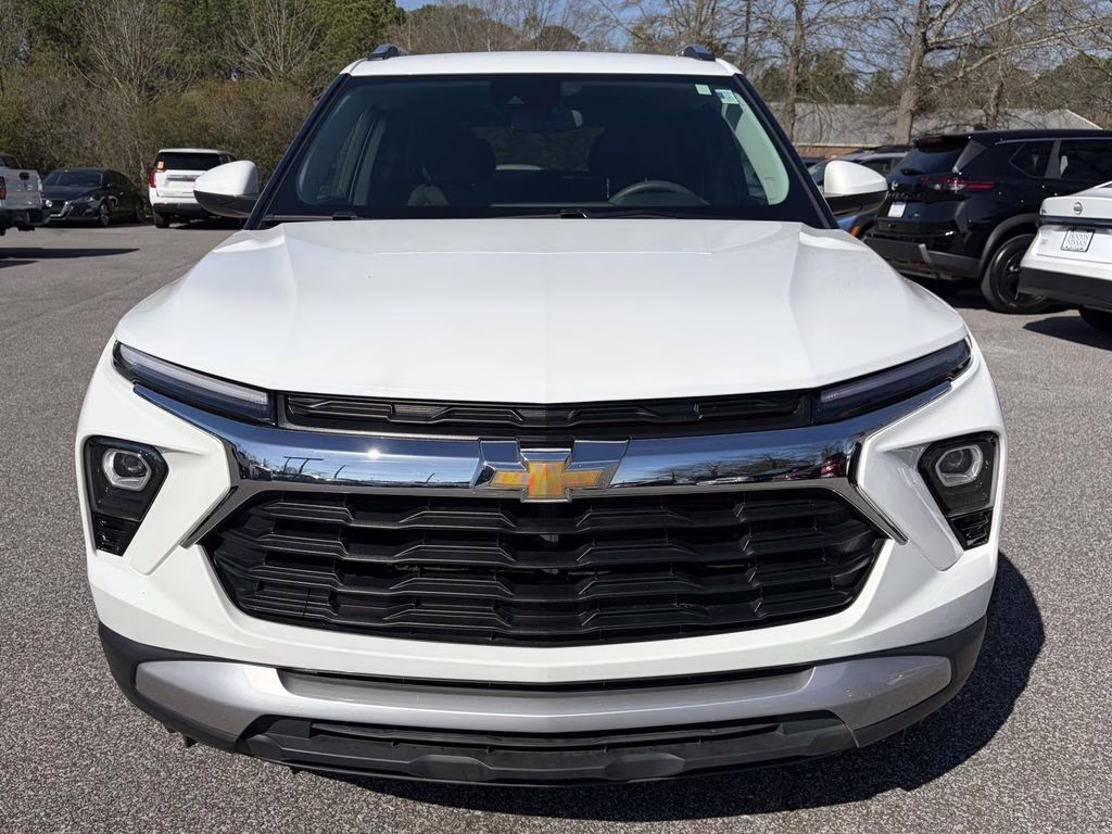 2025 Summit White Chevrolet Trailblazer LT AWD SUV