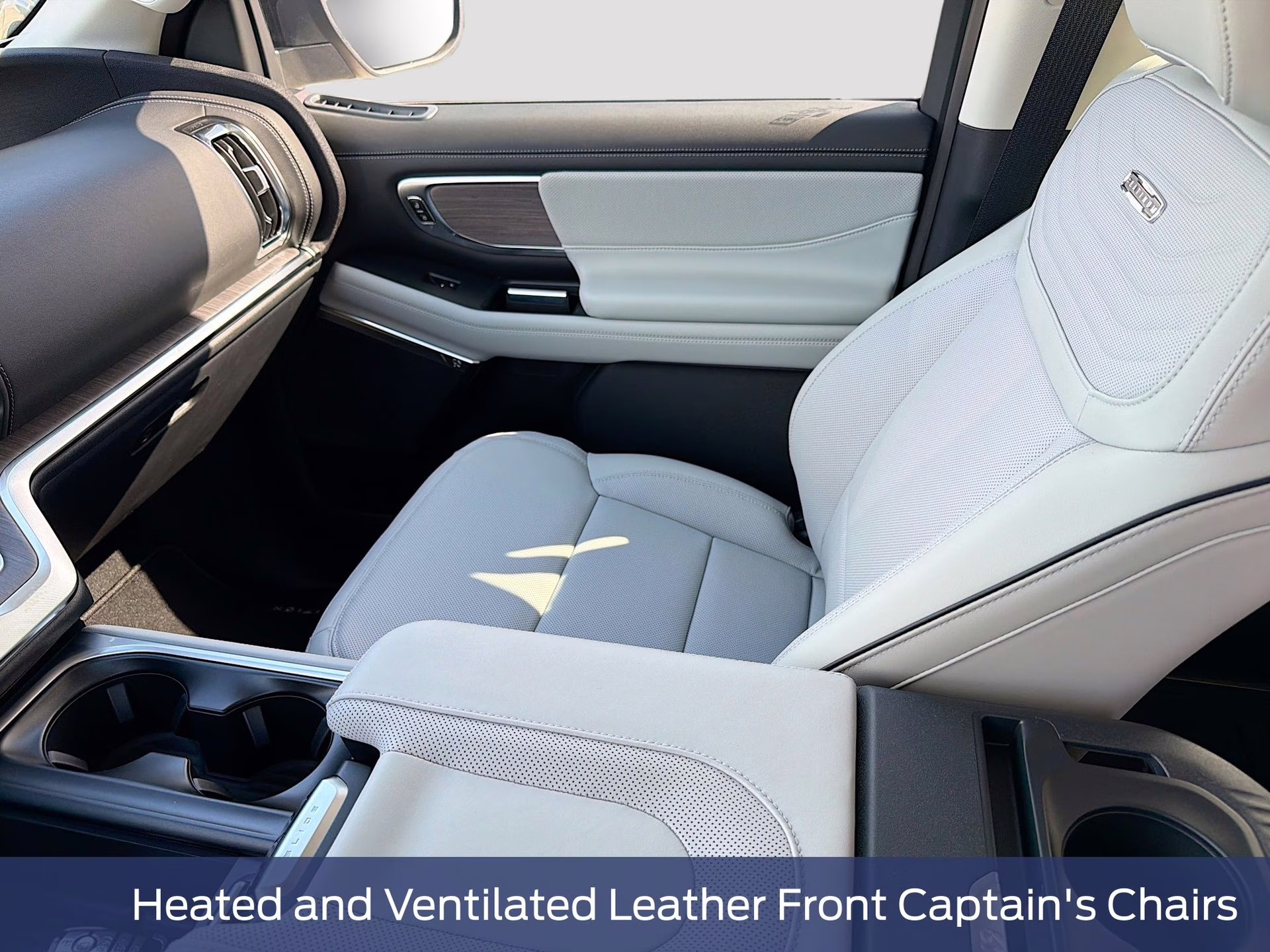 2026 Agate Black Metallic Ford Expedition Max Platinum 4X4 SUV