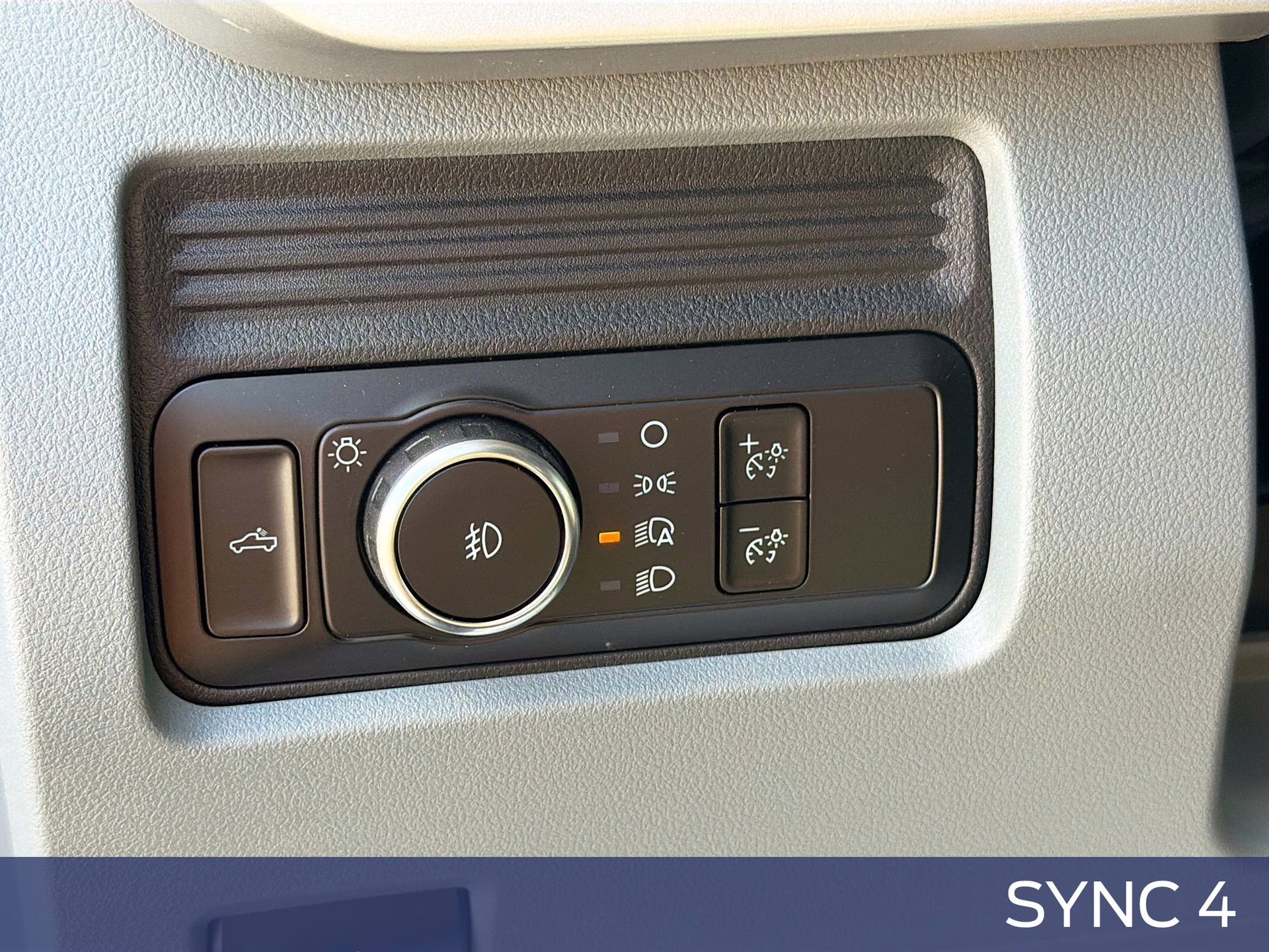 2026 Agate Black Metallic Ford Super Duty F-250 SRW XL 4X4 Truck