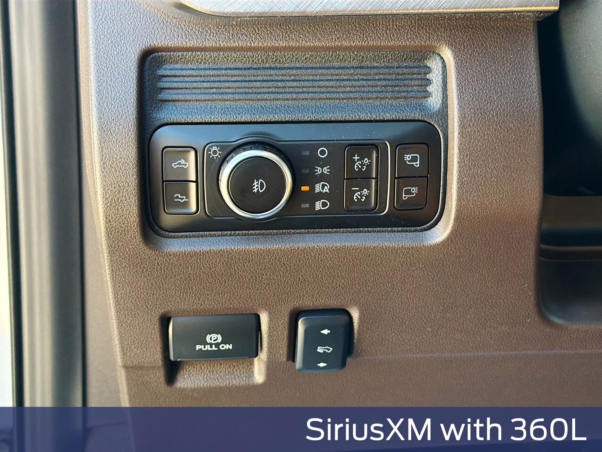 2026 Star White Metallic Tri-Coat Ford Super Duty F-250 SRW King Ranch 4X4 Truck