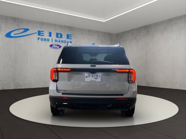 2026 Space White Metallic Ford Explorer ST-Line 4X4 SUV