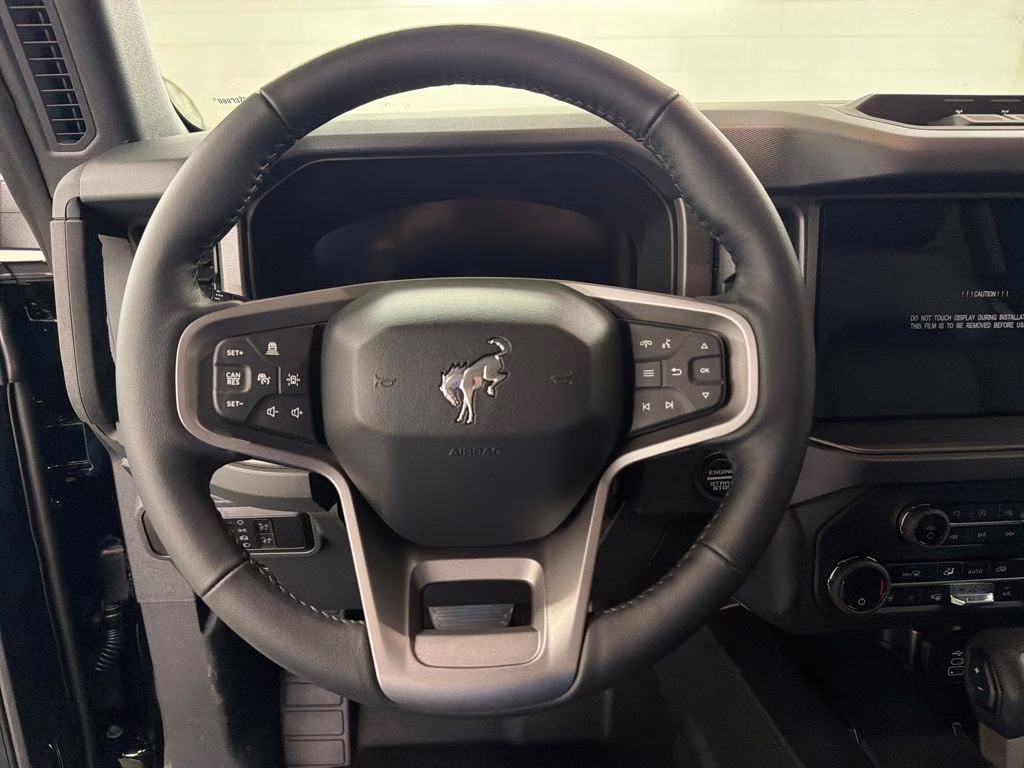 2026 SHADOW BLACK Ford Bronco Badlands 4X4 SUV