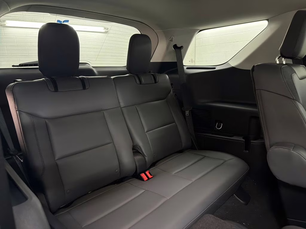 2026 STAR WHITE TRI-COAT Ford Explorer Active RWD SUV