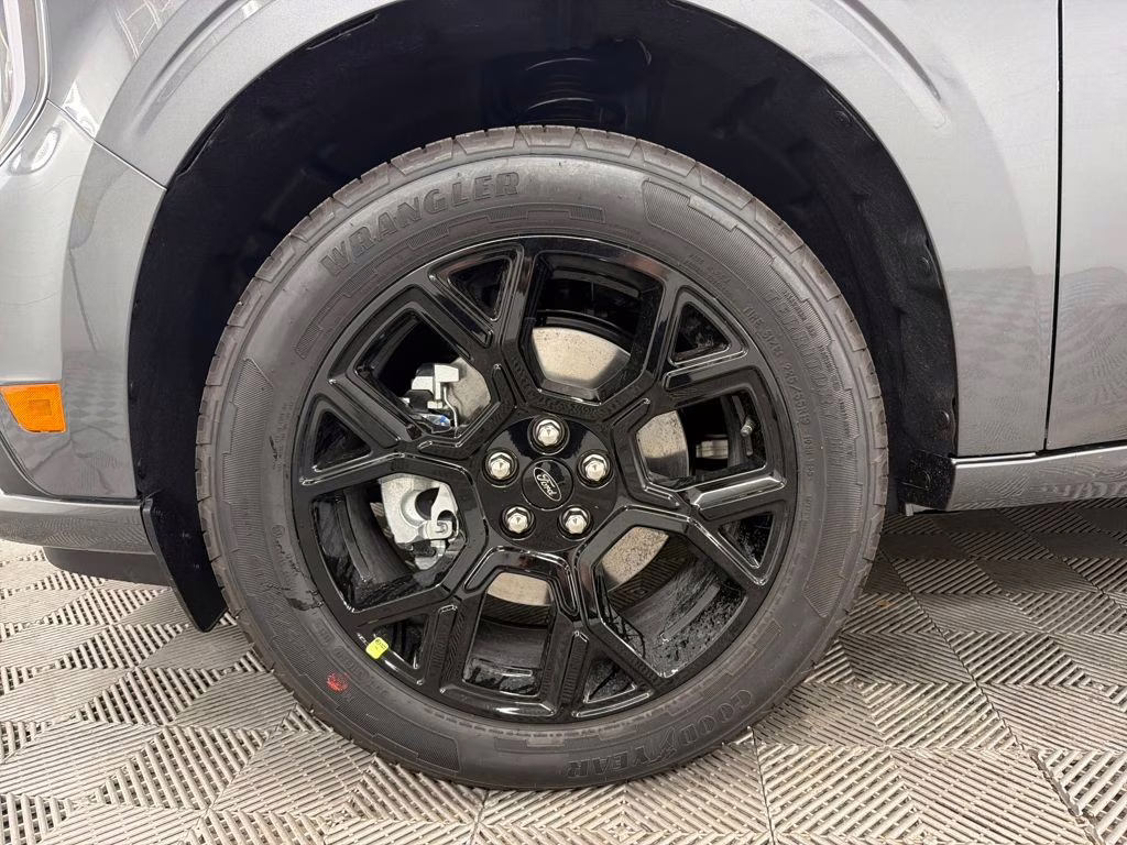 2026 CARBONIZED GRAY Ford Maverick Lobo Standard AWD Truck