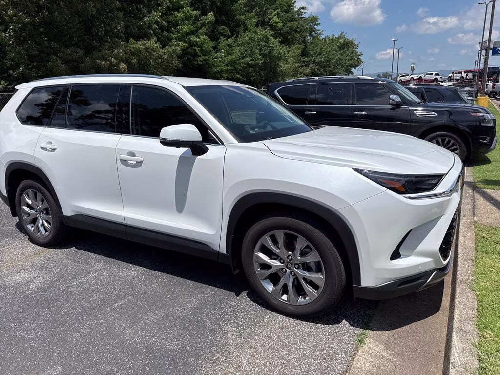 2024 Pearl Toyota Grand Highlander Limited FWD SUV