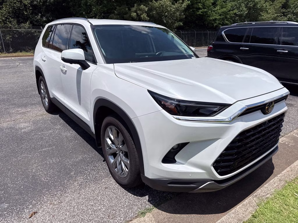 2024 Pearl Toyota Grand Highlander Limited FWD SUV
