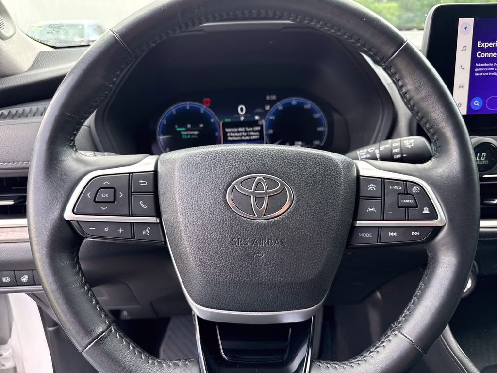 2024 Pearl Toyota Grand Highlander Limited FWD SUV