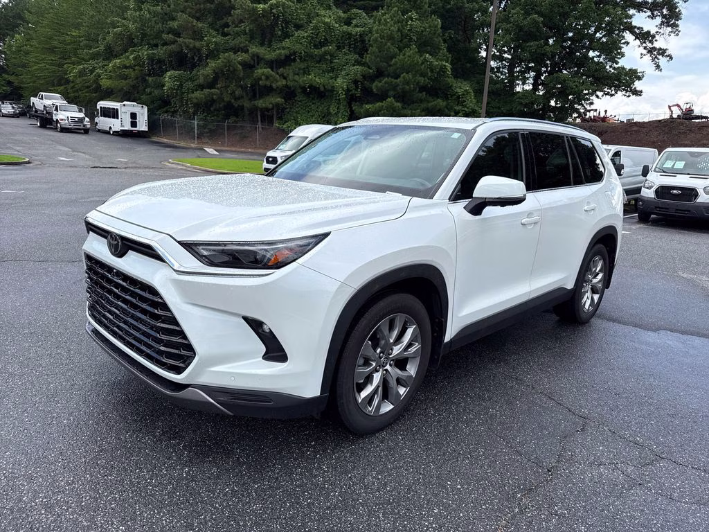 2024 Pearl Toyota Grand Highlander Limited FWD SUV