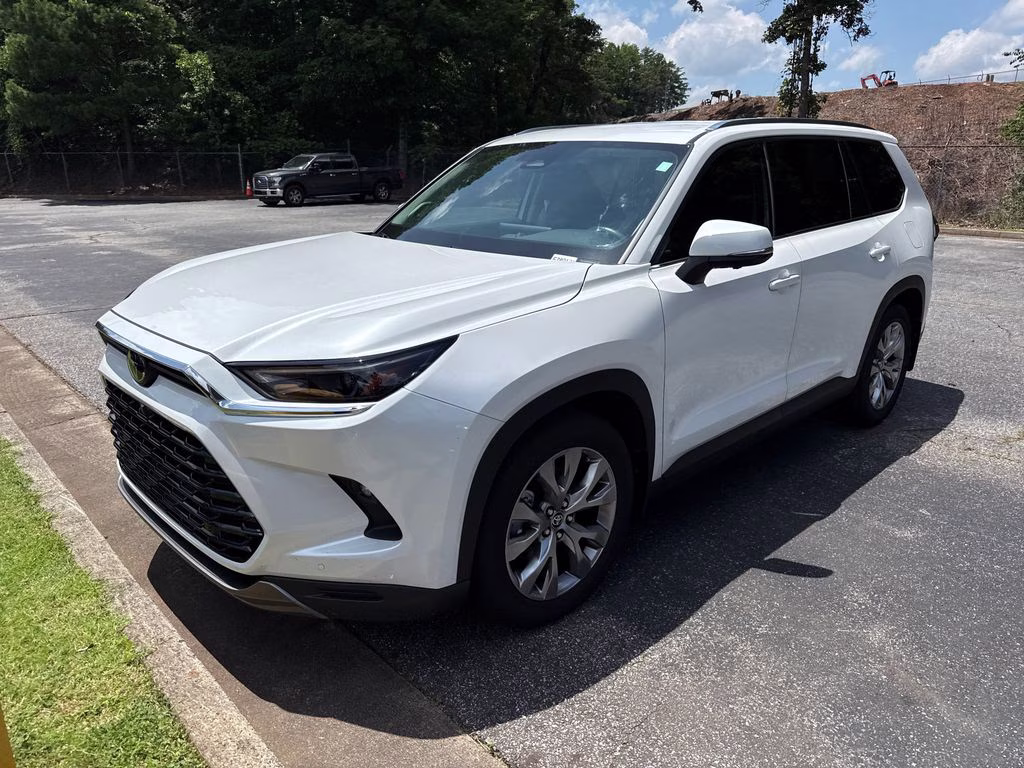 2024 Pearl Toyota Grand Highlander Limited FWD SUV