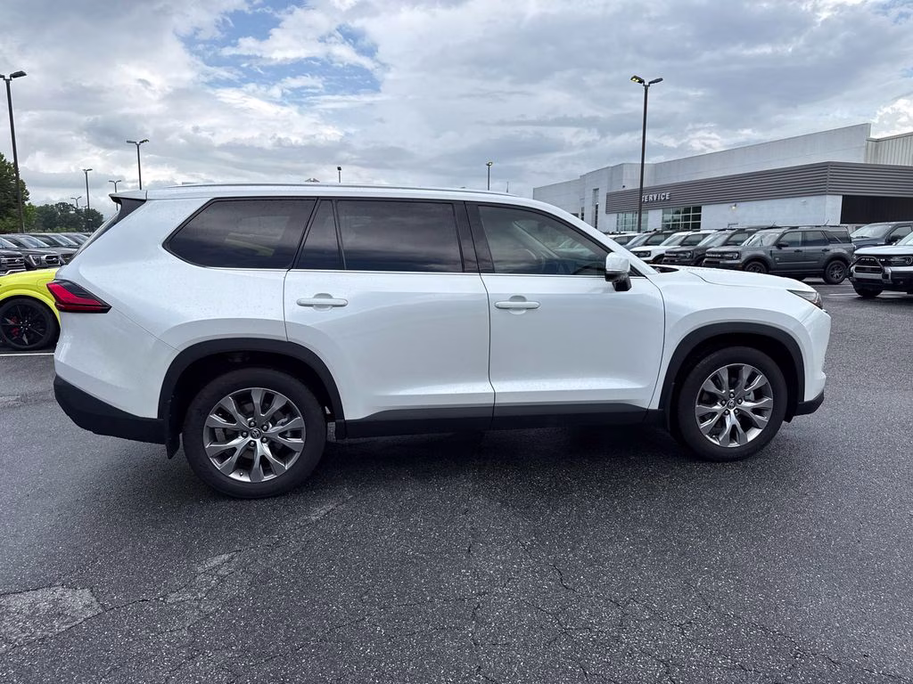2024 Pearl Toyota Grand Highlander Limited FWD SUV