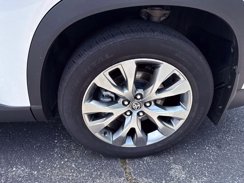 2024 Pearl Toyota Grand Highlander Limited FWD SUV